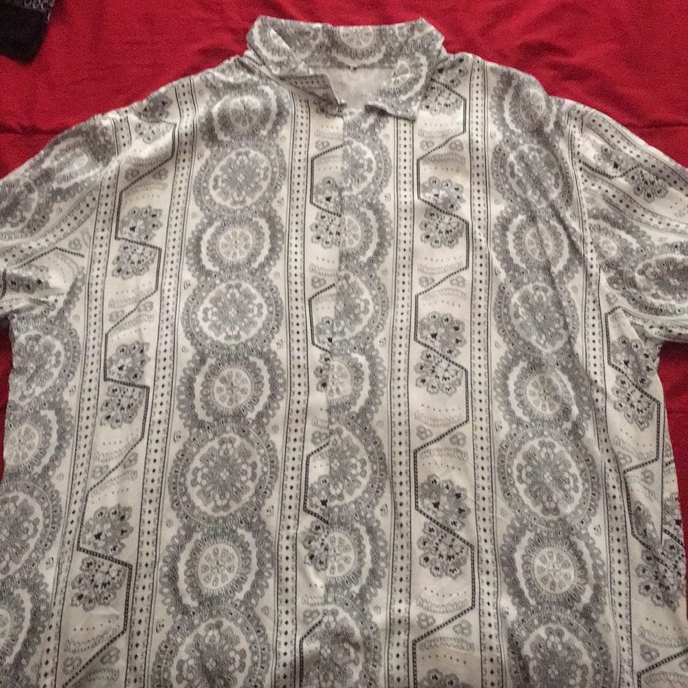 Design Button up